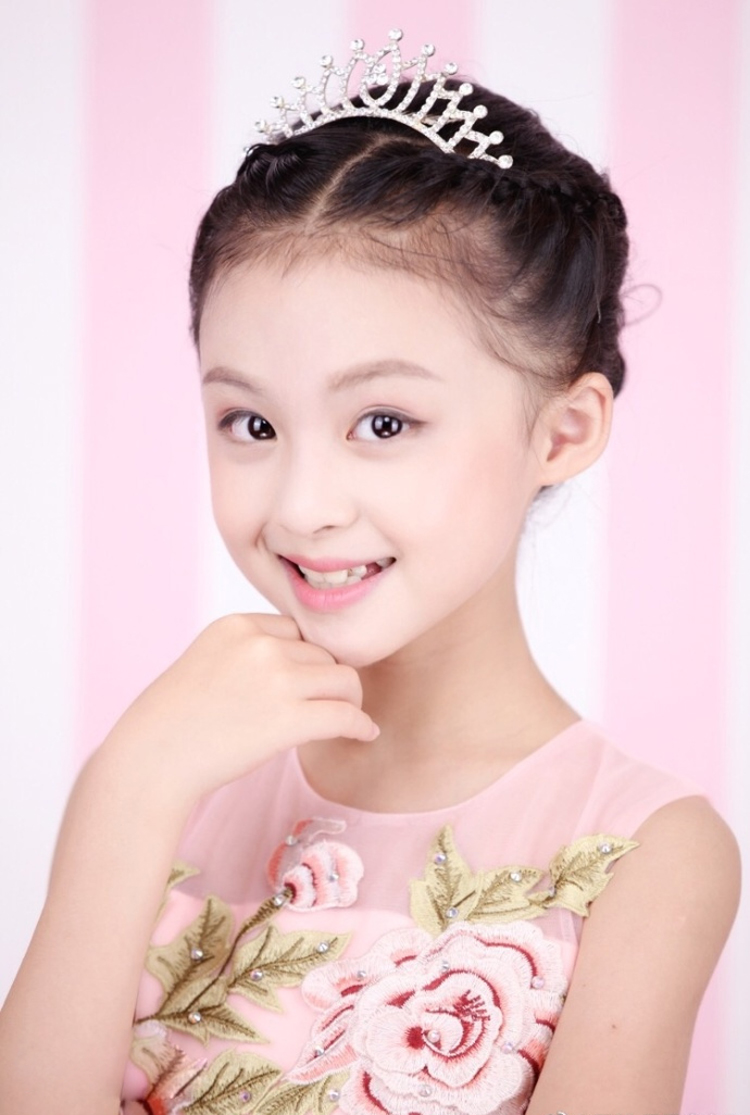 红楼梦|小戏骨《红楼梦》播出5年，6位小演员已成大姑娘，一个比一个水灵