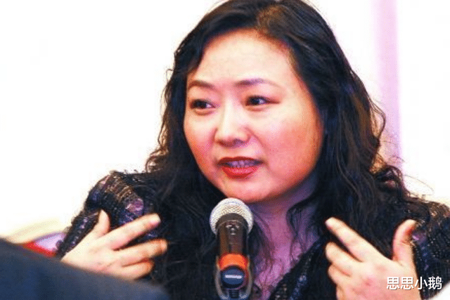 吴亚军|中国女富豪吴亚军：每月收租2亿，离婚分前夫200亿，给女儿500亿