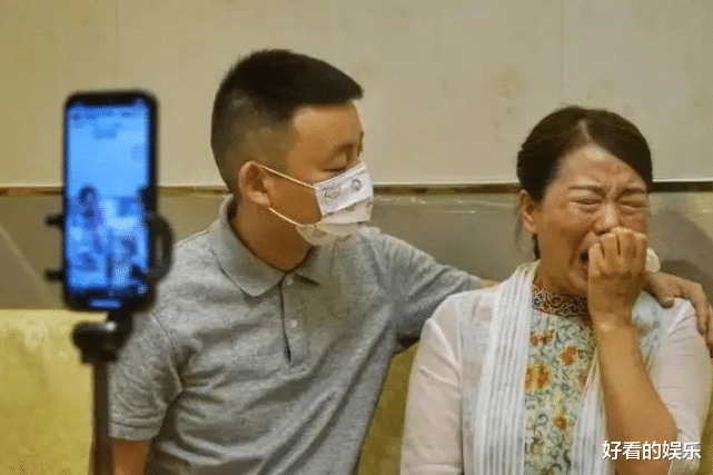 许敏|许舅舅抢救无效离世，田静宣布暂停直播和更新，杜粉抖神发声哀悼