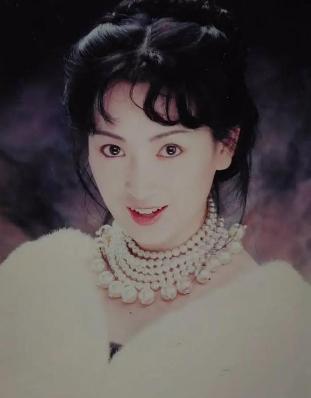 龚慈恩|挥别黄日华、惨遭两任老公背叛，龚慈恩如今过得怎么样？