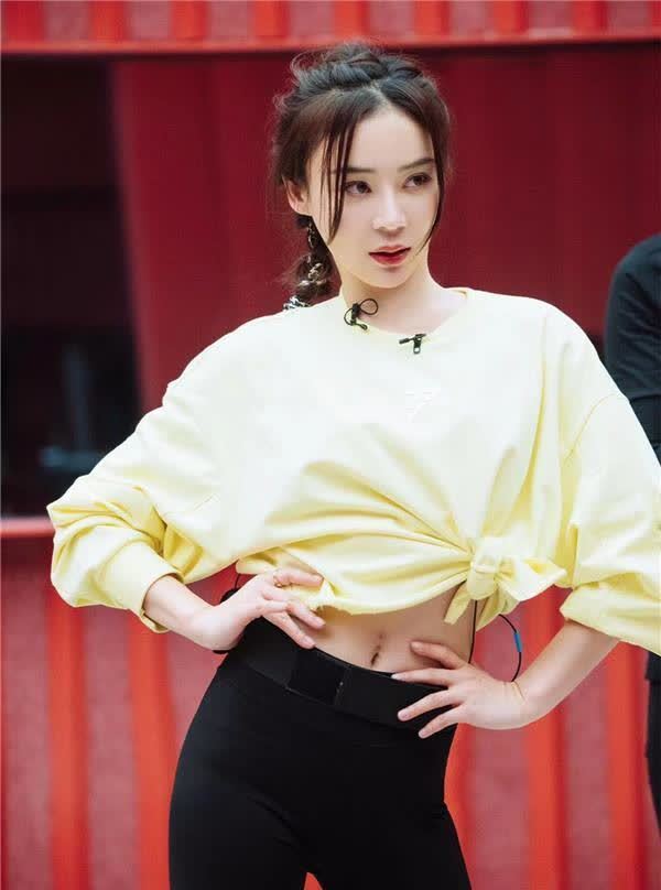 袁姗姗|杨蓉袁姗姗,曾被于正力捧,经历网爆整容非议,她们该何去何从?