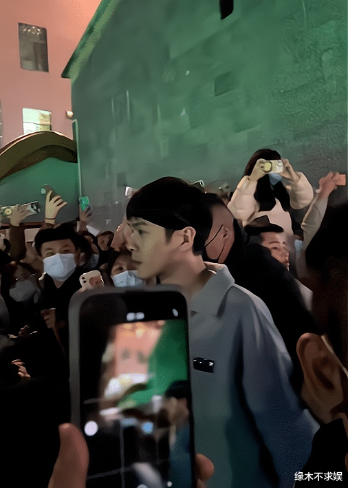 大S|张若昀线下被拍，生图和精修相差大，33岁状态引争议