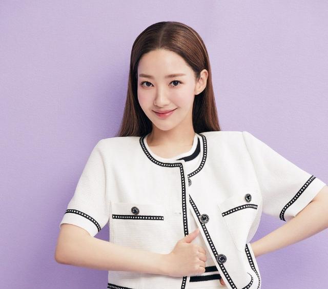 朴敏英|一代神颜,脸也崩了?