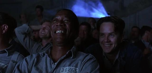 安迪|《肖申克的救赎》观后感,“自不量力”19年,安迪救赎了什么?