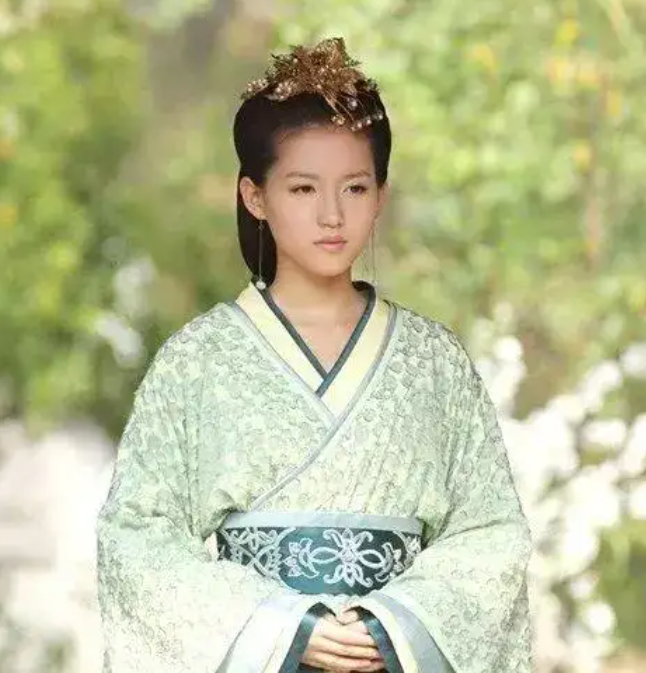 赵丽颖|白月光、恶女配自由切换?8位女星用整容式演技,诠释啥叫剧抛脸