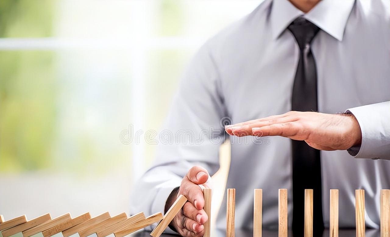 |老东家开价800万收购小白公司,面对诱惑,小白该如何抉择