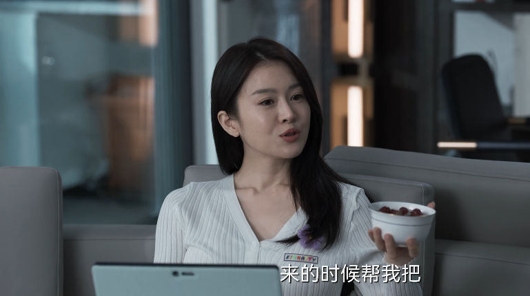 杨祐宁|《罚罪》:40岁杨祐宁给54岁江珊演儿子,母子同框画面尴尬了