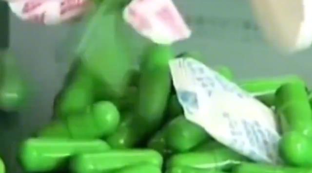 饮食 女儿半个月疯狂暴瘦，母亲心疼让女儿多吃饭，为了婚礼减肥酿悲剧