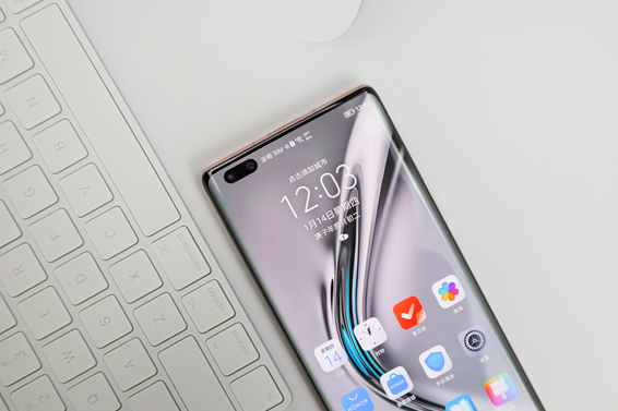 |2022年最不值得买的三款手机，个个高价低配，却还是有人被坑