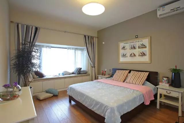 色彩和软装搭配有多重要?看完这套双拼房设计,让人眼前一亮!