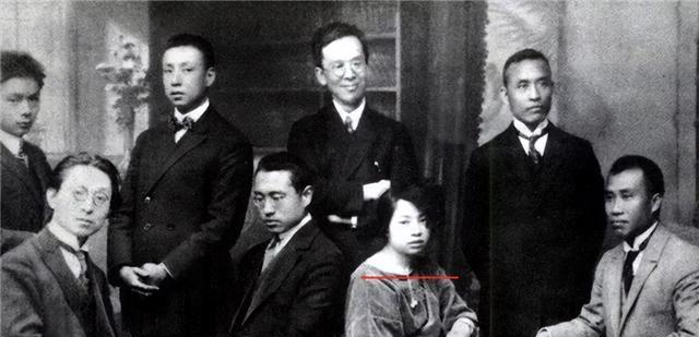 朱德|中国银幕第一女特务贺高英:其母亲是朱德前妻,姐姐是朱德长女