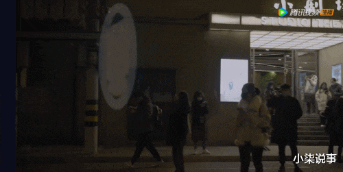 浩室舞|很乐意看这笑星“跌下神坛”