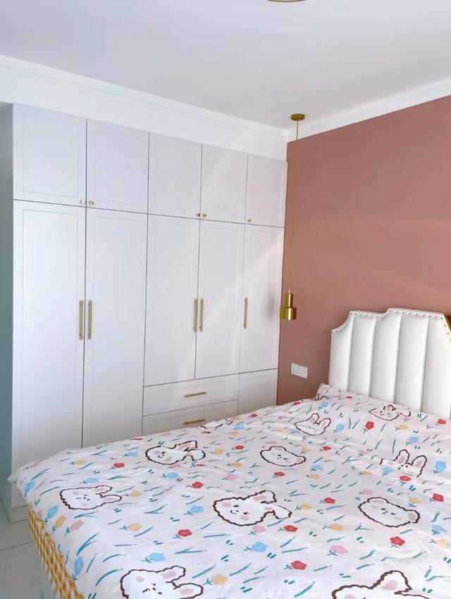 辽宁夫妻家中的高级场面:仅凭一个客厅就圈粉无数,家居氛围超赞