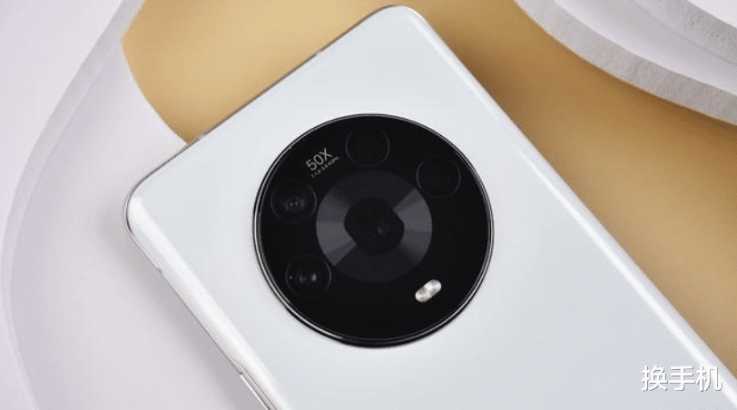 小米科技|骁龙8+LTPO屏+潜望长焦=3999，荣耀新机降至小米价，不再高价低配