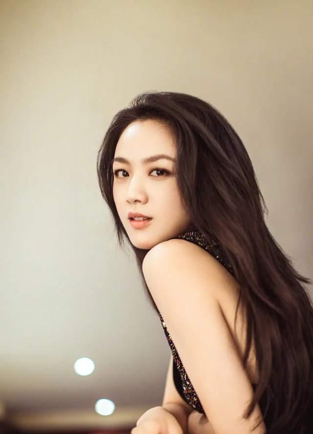 娱乐圈|娱乐圈审美降级?这5位女明星的颜值,不输巅峰港星