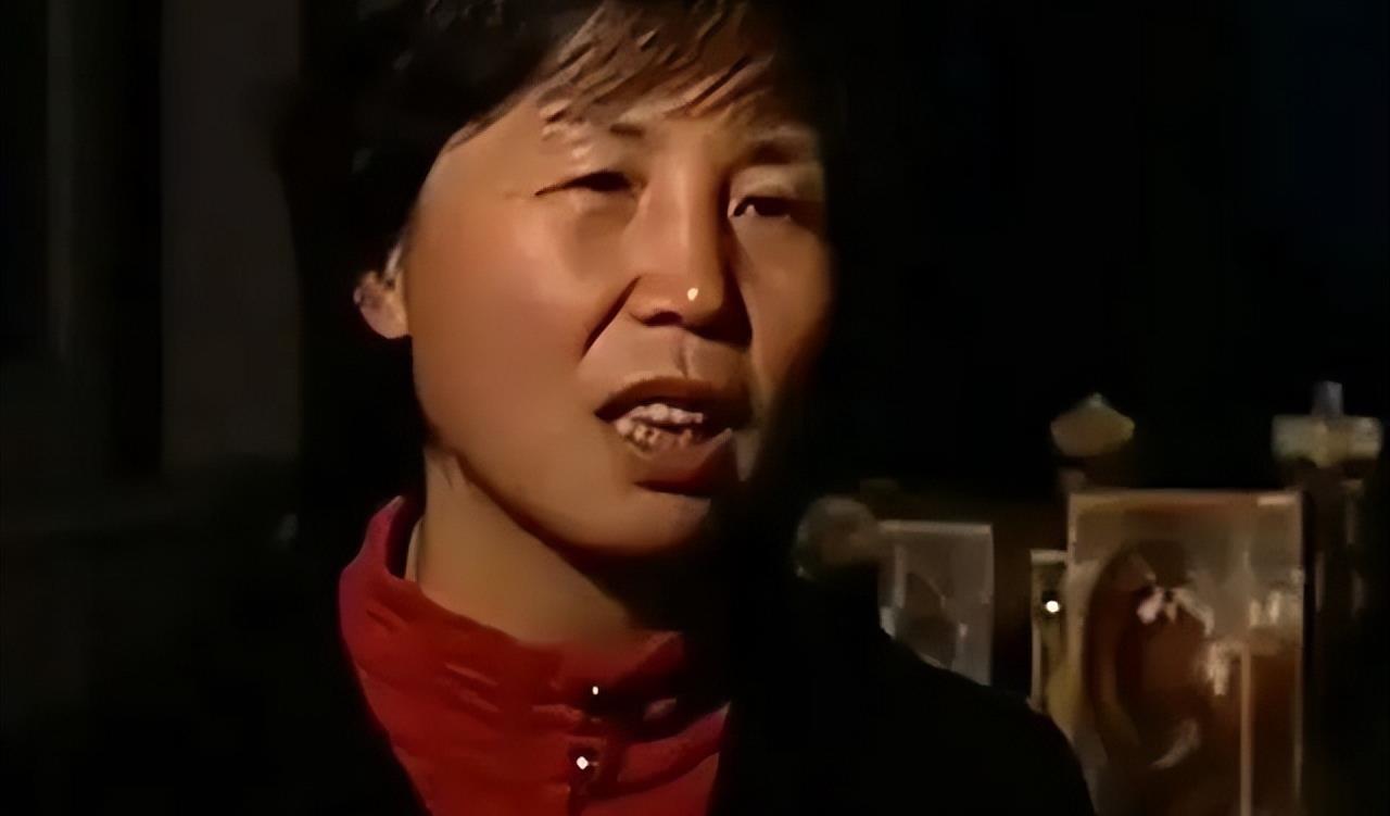 1957年浙江村庄现野人,村民抓住打死,一位老师把手脚制标本