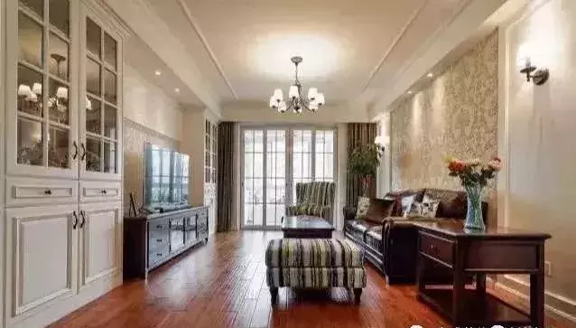 老公坚持在餐厅做电视墙,阳台改为学习区,真是太聪明了,晒晒