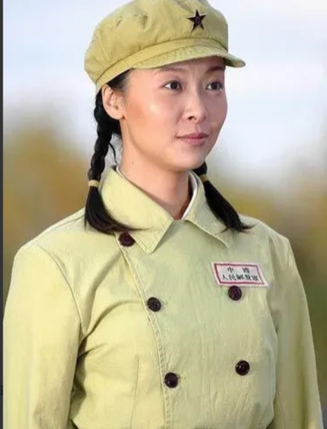 柳云龙|柳云龙拍《风筝》时女主角韩冰由柯蓝出演，没想到她去客串戏却一去不复返了