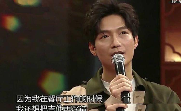 fx|陈楚生：凭快乐男声爆红，如今“失业”，他是资本的牺牲品嘛？