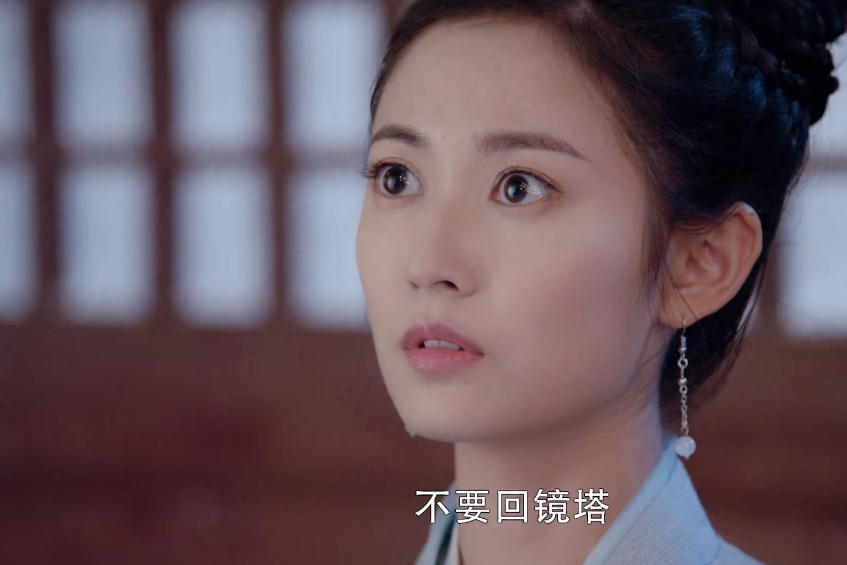 镜双城|《镜·双城》首播！道具廉价磨皮过头，女主被指瞪眼神功不输杨颖