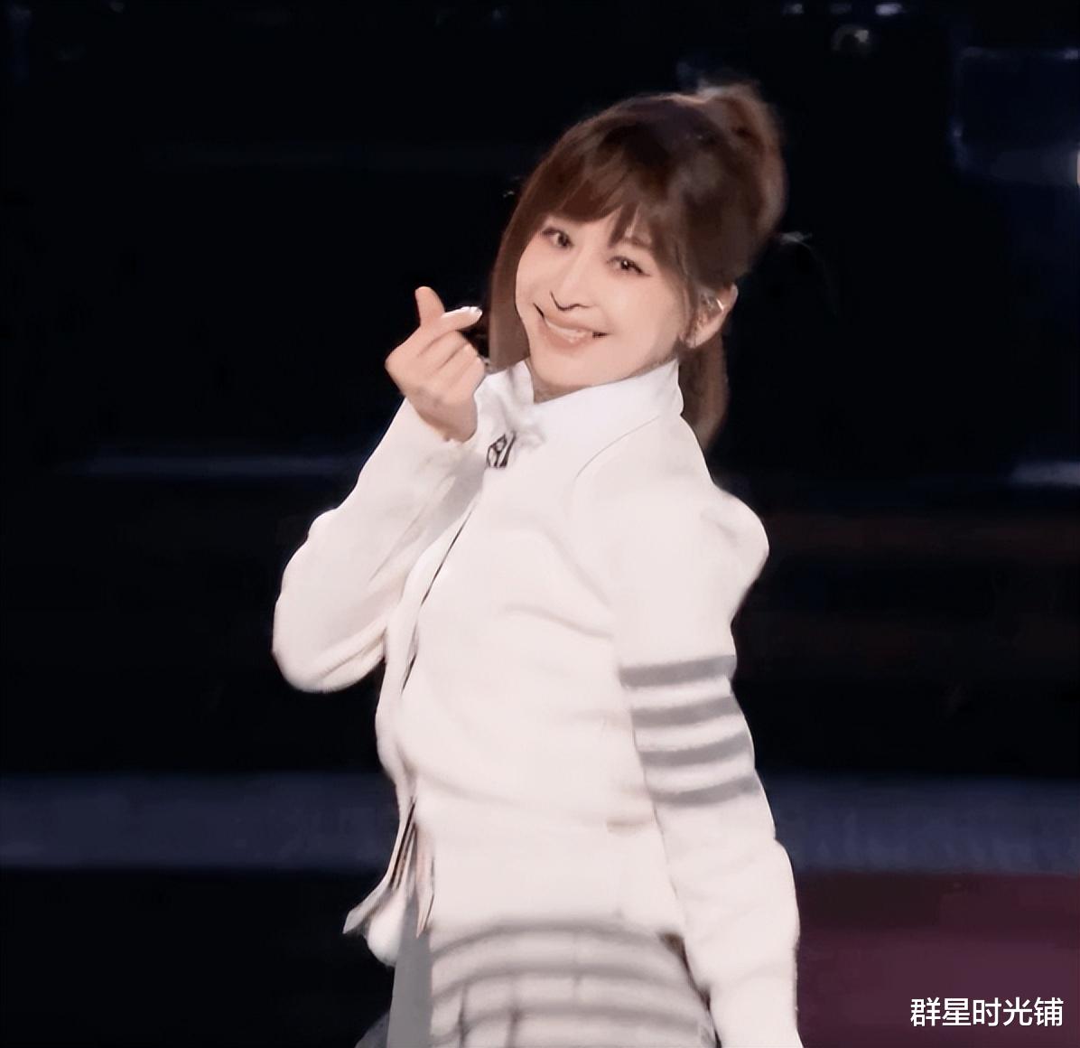 秋瓷炫|徐梵溪: 舞蹈演员转行当演员,错爱5年情断徐佳宁,37岁依旧单身