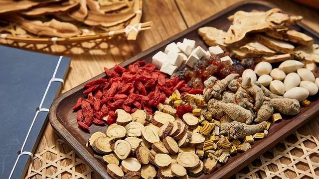 \阳了吃什么好得快\，专家建议：多吃这3种，蛋白高免疫力强