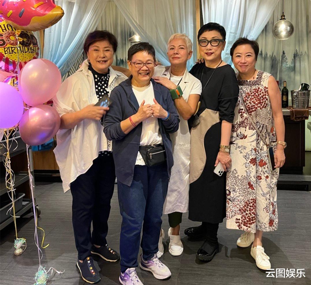 林子祥|一众艺人开派对,林子祥前妻罕露面气质好,59岁港姐冠军变化大