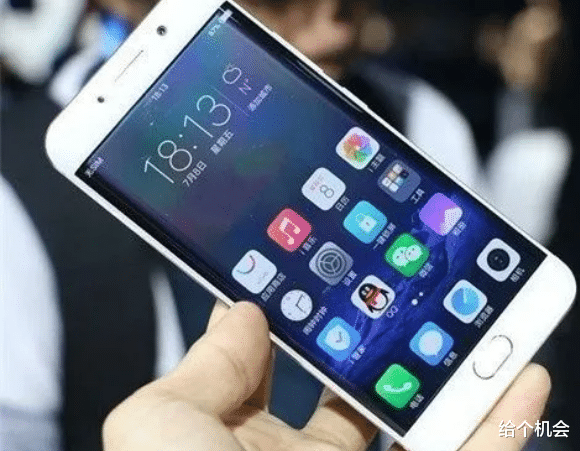 6g|手機(jī)運(yùn)存的6G、8G都有什么區(qū)別？看完你就明白了，買手機(jī)前了解下