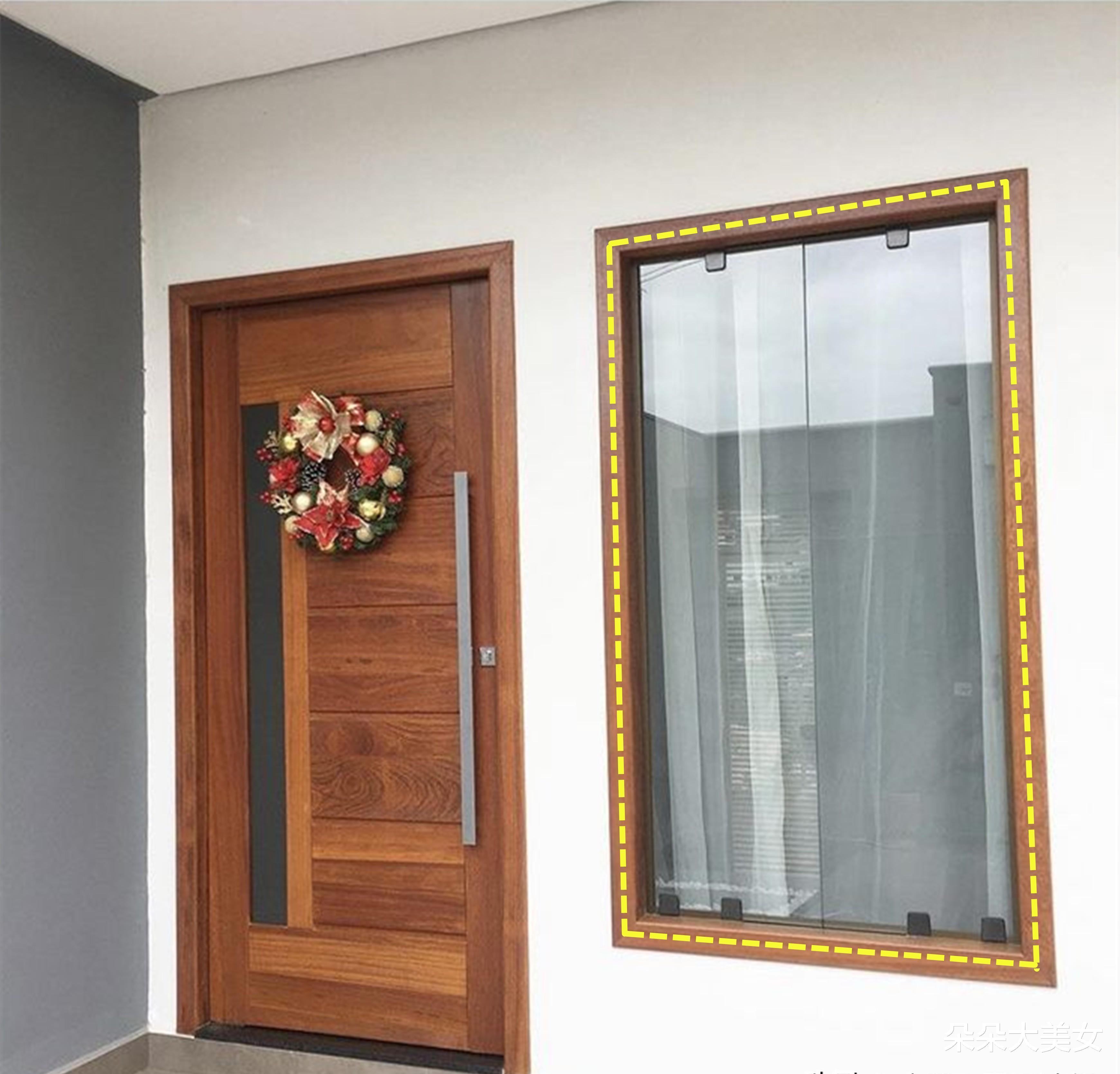 谁想到把窗户换成无框旋转的,360°旋转利落,打开通风,凉快很多