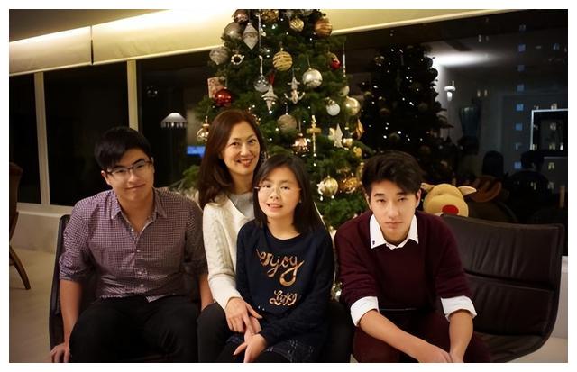 豪门|这对香港豪门夫妻，也太乱了吧