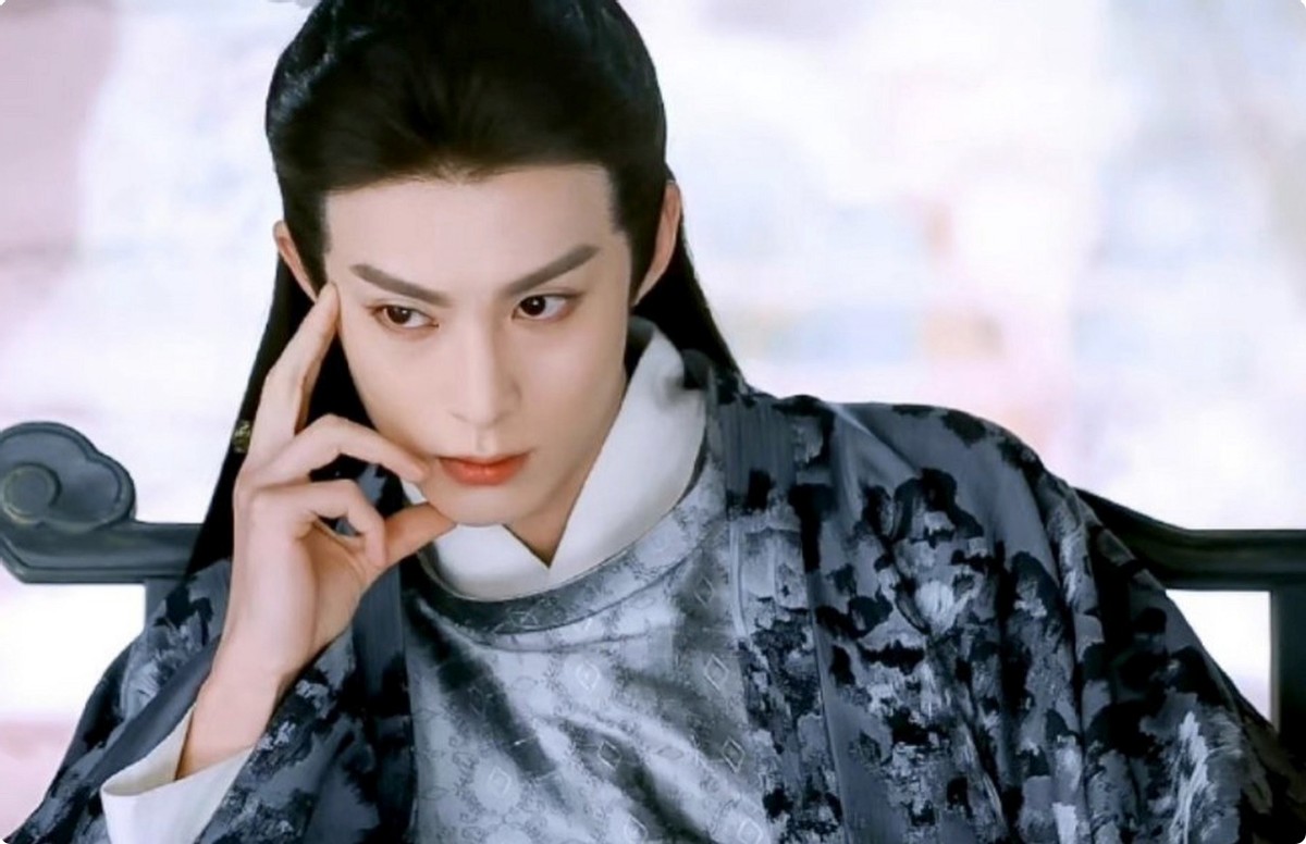 浮图缘|在《浮图缘》中，当女配和女主造型差不多时，就很考验女主颜值了