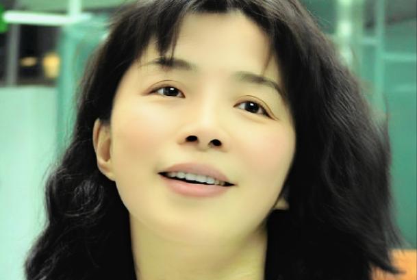 赵丽颖|赵丽颖婆婆还是曹建军丈母娘!演员可塑性强,迟蓬年轻时颜值绝了