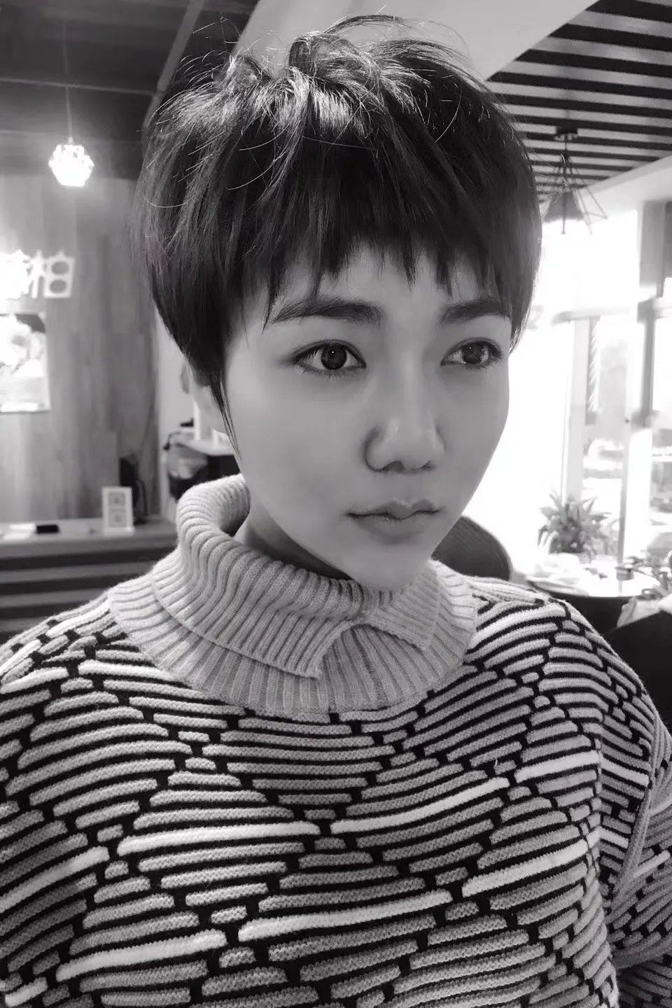 发型 4月流行发型17款，效果真的很美，看的我都心动了