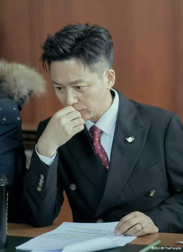 刘奕君|“叔圈顶流”刘奕君：疑拒大宋佳被封杀，45岁走红后儿子又成心病