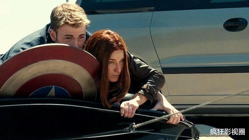 战狼2|《战狼2》上映5年演员现状,卢靖姗怀孕,两个非洲小孩差距明显