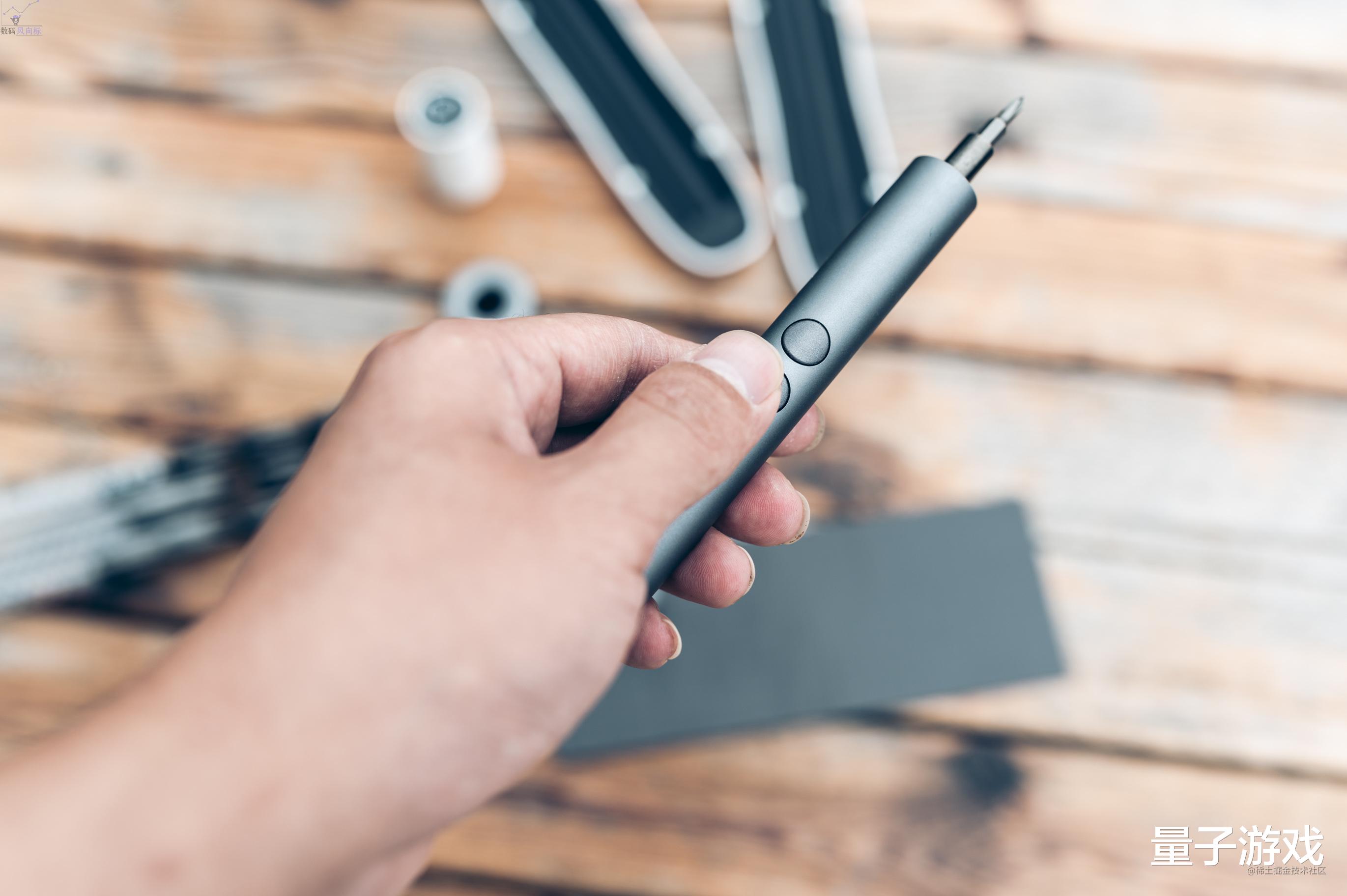 机箱|轻巧实用的电动螺丝刀,DIY装机的好帮手