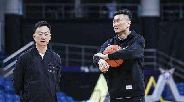 迪巴拉|秦晓雯无缘与名帅合作，首钢选帅现合适人选，两优势追求杜锋助手