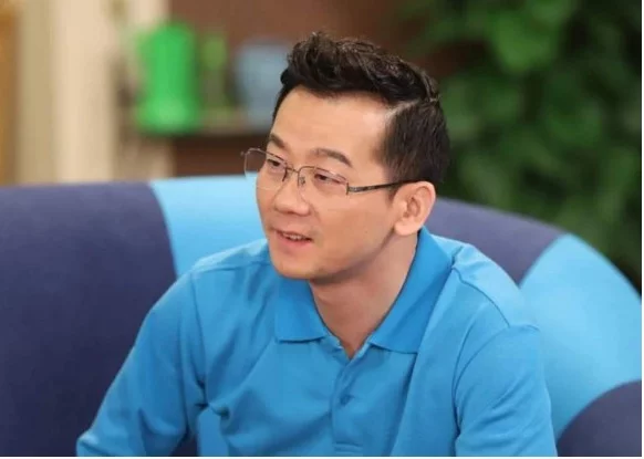 二郎神|“二郎神”已老，身边的“哮天犬”却越来越帅，还成了影帝