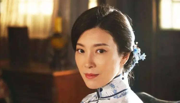 张琰琰|张棪琰:事业巅峰嫁人退圈,后凭借《知否》翻红,44岁成单亲妈妈