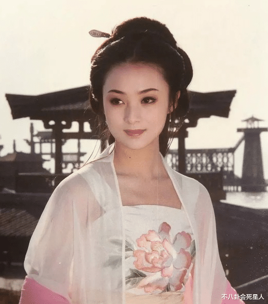 景甜|母亲都是高颜值，孩子却各有丑法，陈红的基因也救不了