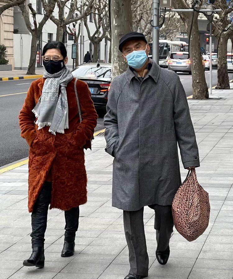 美容 男人显老的标志：穿“老年装”，戴“爷爷帽”，到老都油腻感十足