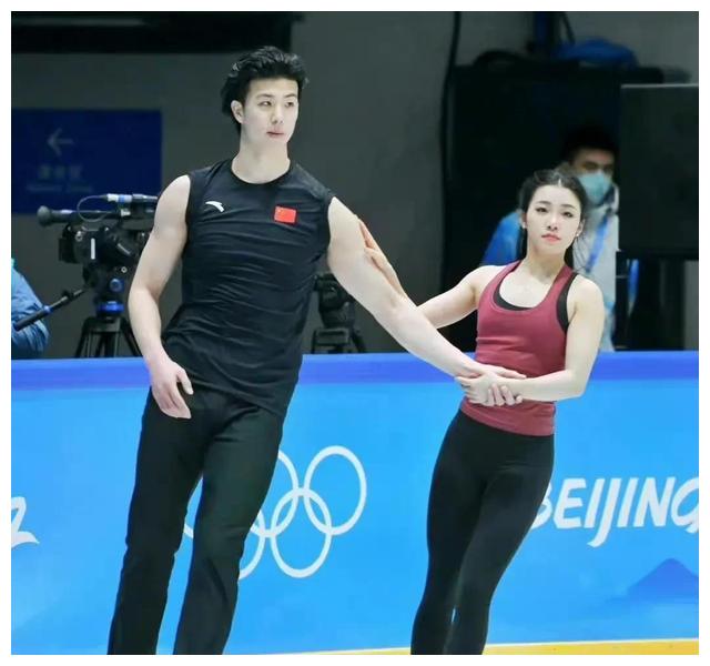 陈妍希|人民日报：牢记九一八！台湾艺人陈妍希、香港艺人文咏珊率先表态