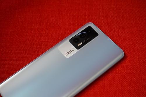 iqoo neo|512GB手机降至新低，骁龙870+66W+12GB，只要2659元