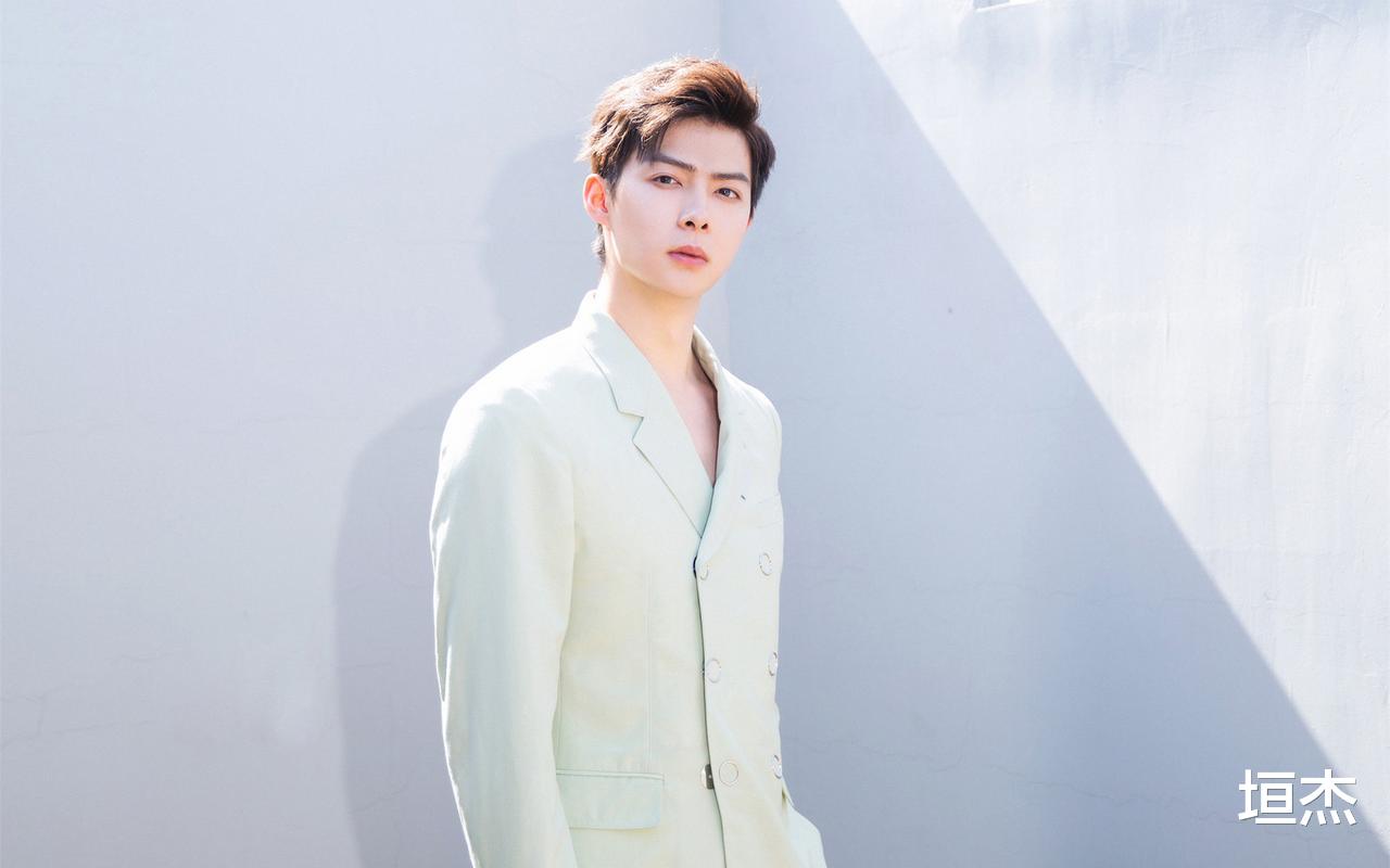 华晨宇|色字头上一把刀!明知是自取灭亡,为何还有明星“前仆后继”?