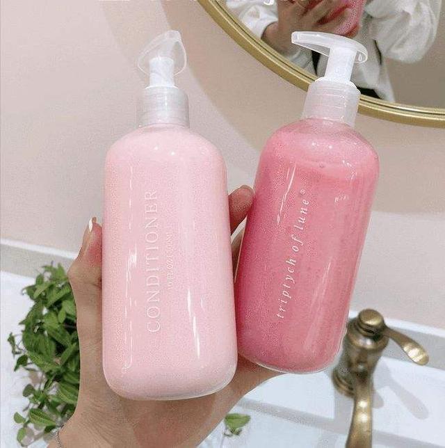 油麦菜 建议女生:洗头时要保持这4个好习惯,让秀发能顺滑亮泽更蓬松!