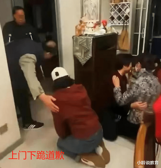 鲁医生掌掴男童结局“两败俱伤”,被打一家卖掉房子,孩子将转学