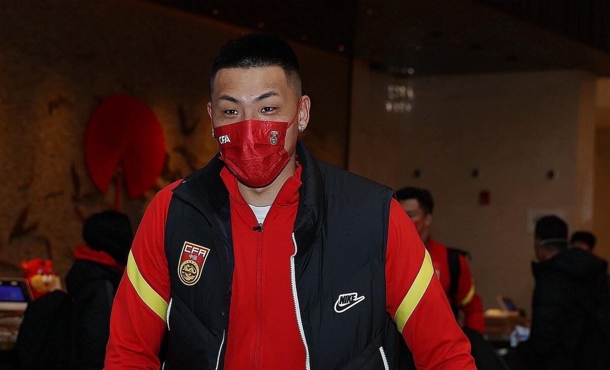 中超|中超“球星”要失业？足协制定严格“末位淘汰”，国脚无法再躺平