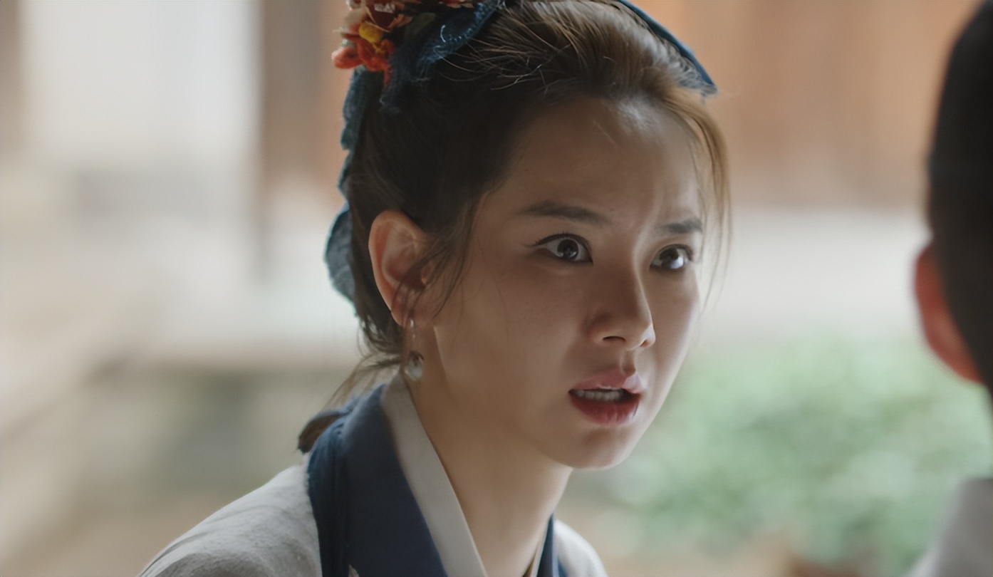 显微镜下的大明|全程瞪眼,摇头晃脑,《显微镜下的大明》女一把演技炸裂玩出花样