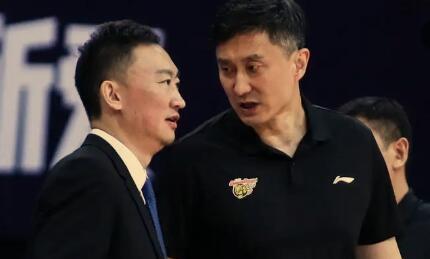 鲍威尔|八强争霸谁是王者？名嘴：辽篮2-1，广厦2-0，上海2-0，广东2-1