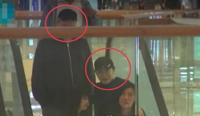 林青霞|68岁林青霞素颜逛街,与外国男友人关系亲密引猜测,两人数次被拍